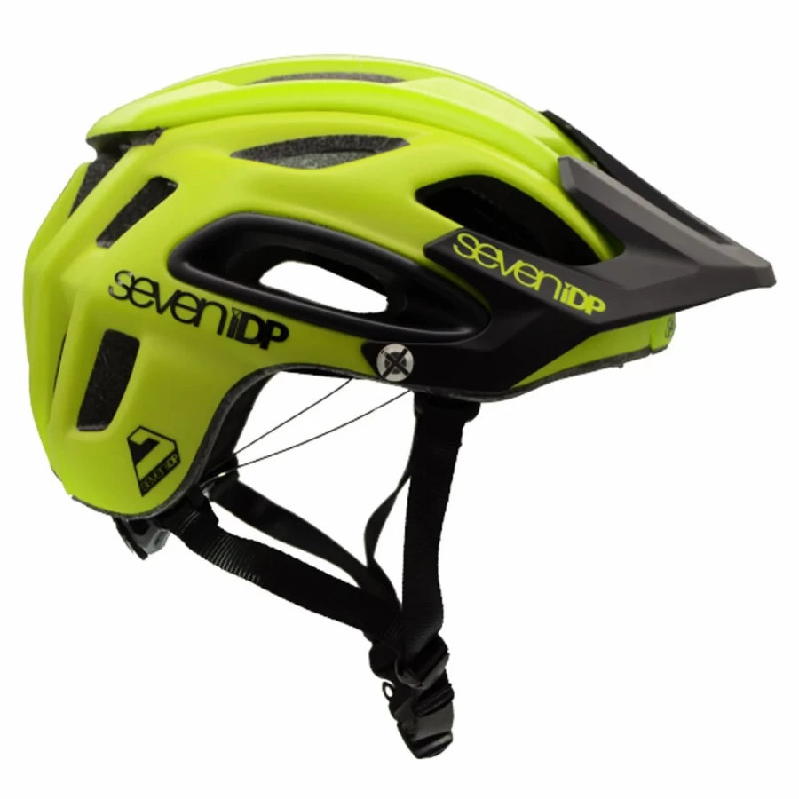 7IDP M-2 Motorcycle Helmet 2021 - Lightweight, Durable & Stylish Off-Road Bike Helmet